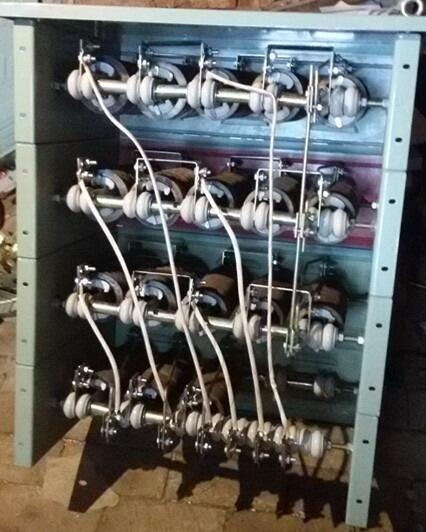 ZX15-28電阻器主要作為電動機的起動調(diào)整制動之用魯杯